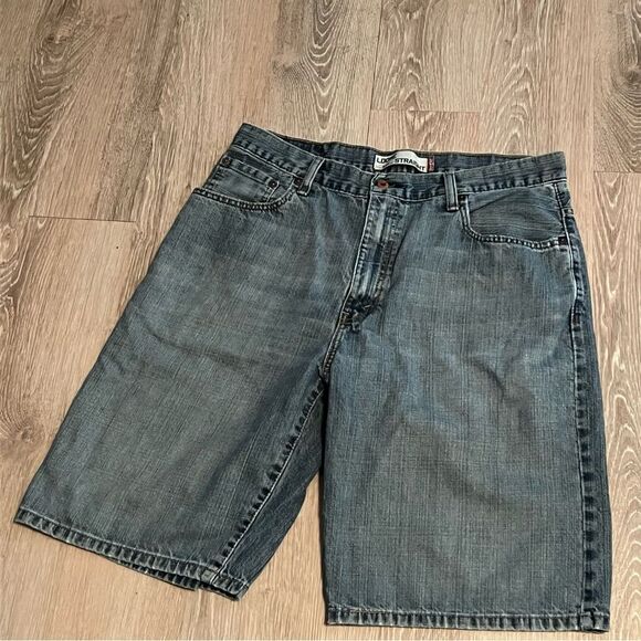 Vintage 90s Black Bat Wing Levi’s 550 Baggy Denim Bermuda 11” Jean Short 8 - Picture 1 of 10